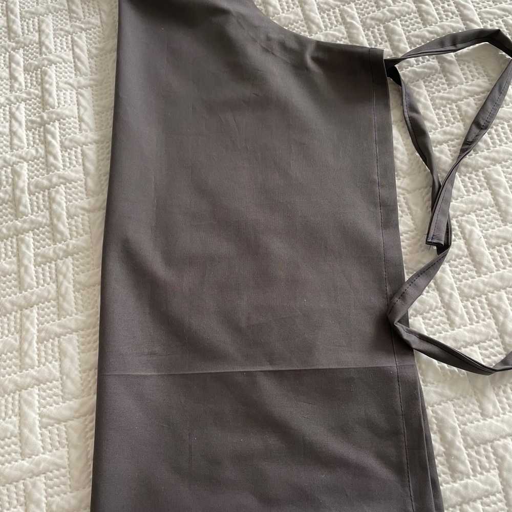 Apron - Picture 4 of 5